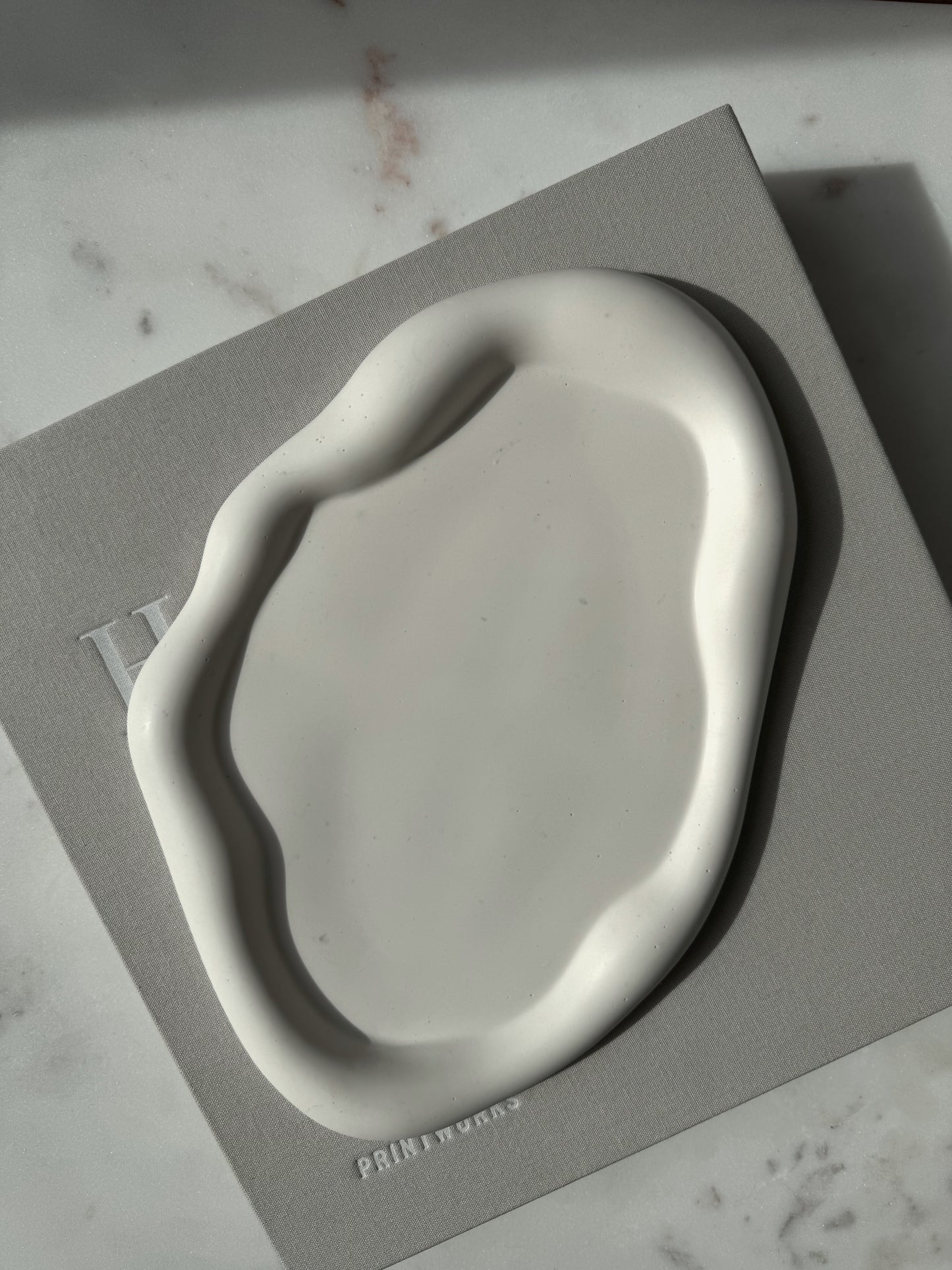 Wavy Oval Tray